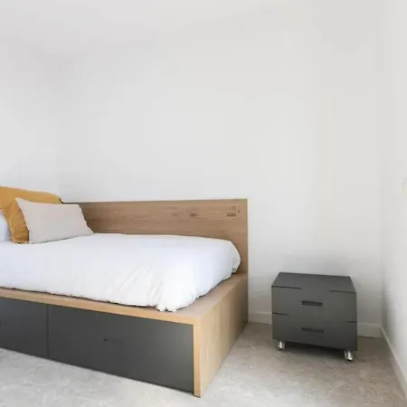 For Rent In Plaza De La Gardunya شقة برشلونة