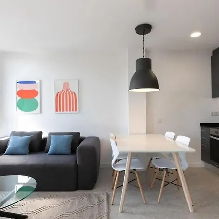 For Rent In Plaza De La Gardunya * برشلونة